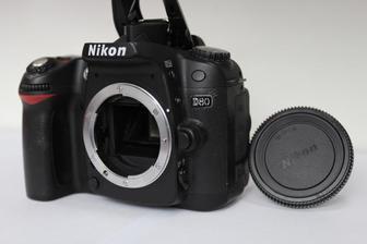Nikon D-80 Dslr Camera Used Body New Condition 10 of 09 With Nikon Bag With out Box