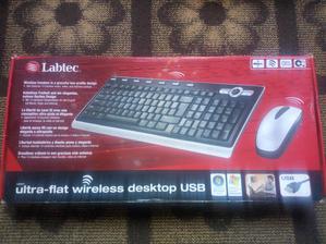 Wireless Combo Keyboard & Mouse - 14 Media Keys