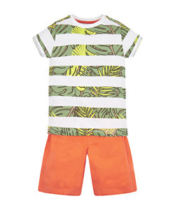 white print stripe t-shirt and orange shorts set