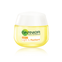 Garnier Light and Radiant Fairness Day Cream - 40ml