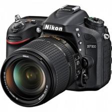 Nikon D7100 18-140mm