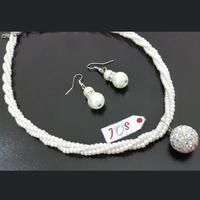 Fasinating Pearl Jewellery Set with Drop Pearl Earstuds Tajori