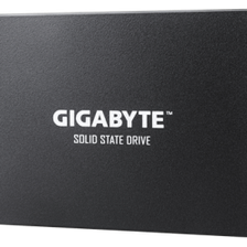 GIGABYTE 240GB SOLID STATE DRIVE