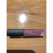 Huda Beauty Liquid Matte Liquid Lipstick Trophy Wife .064Oz New As Pictured